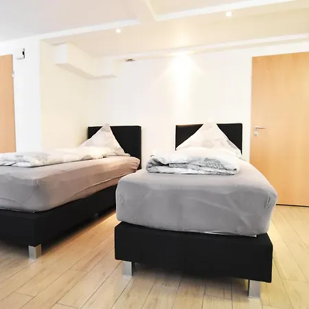 Ferienwohnung Mit Garten Und Pool Apartment Cologne