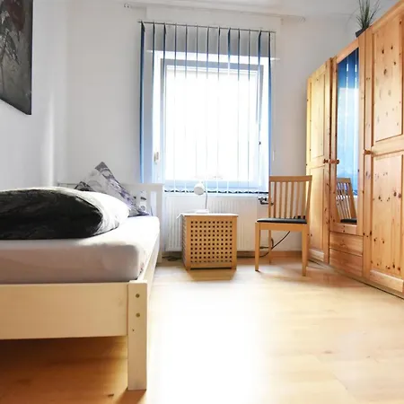 Ferienwohnung Mit Garten Und Pool Apartmán Kolín nad Rýnem