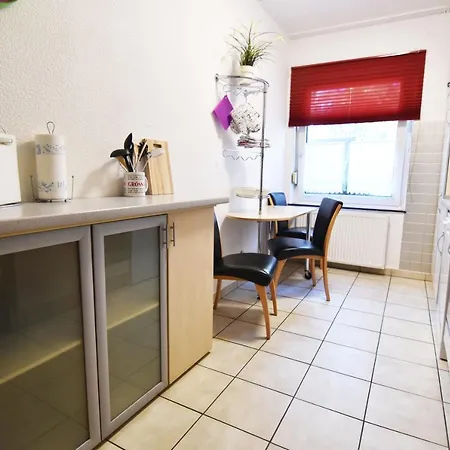 Ferienwohnung Mit Garten Und Pool דירה *